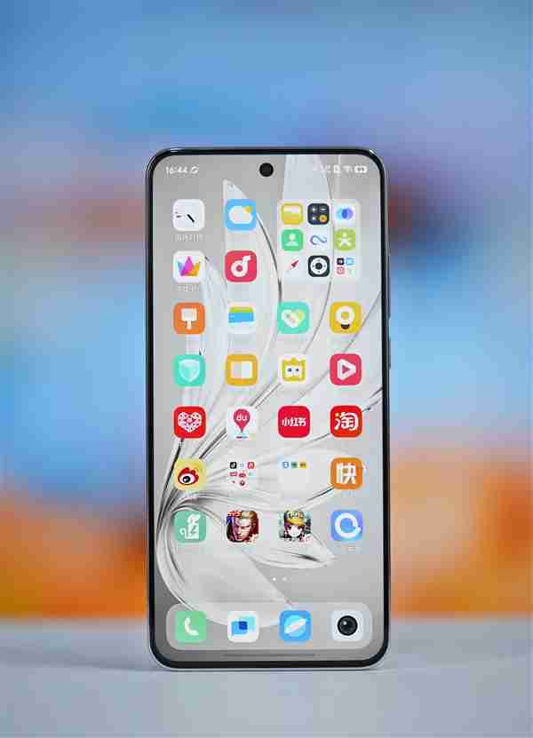 185g机身塞下6500mAh大电池!vivo S20图赏