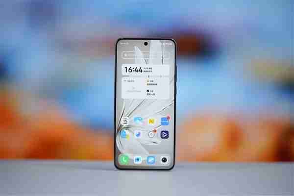 185g机身塞下6500mAh大电池!vivo S20图赏