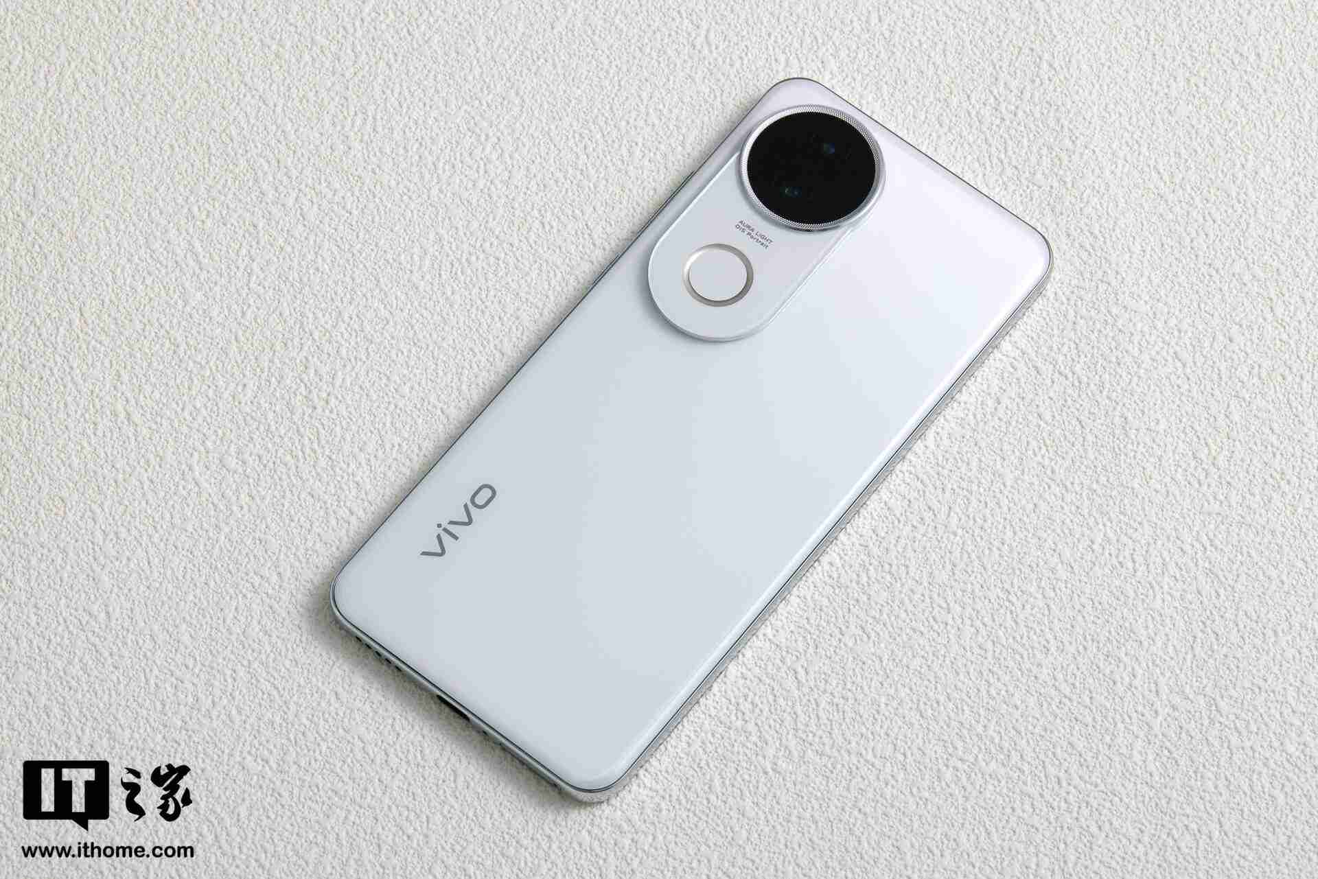 日出东方、美出东方：vivo S20「玉露白」图赏