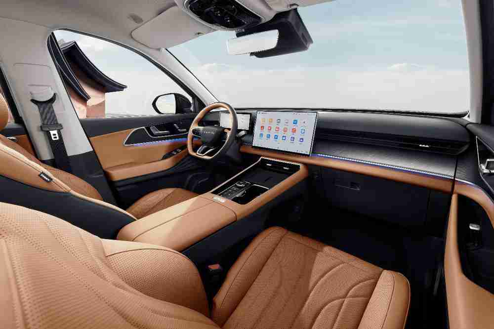 新豪华 再超越!奇瑞风云T9超长续航版全球上市,售价18.39万元