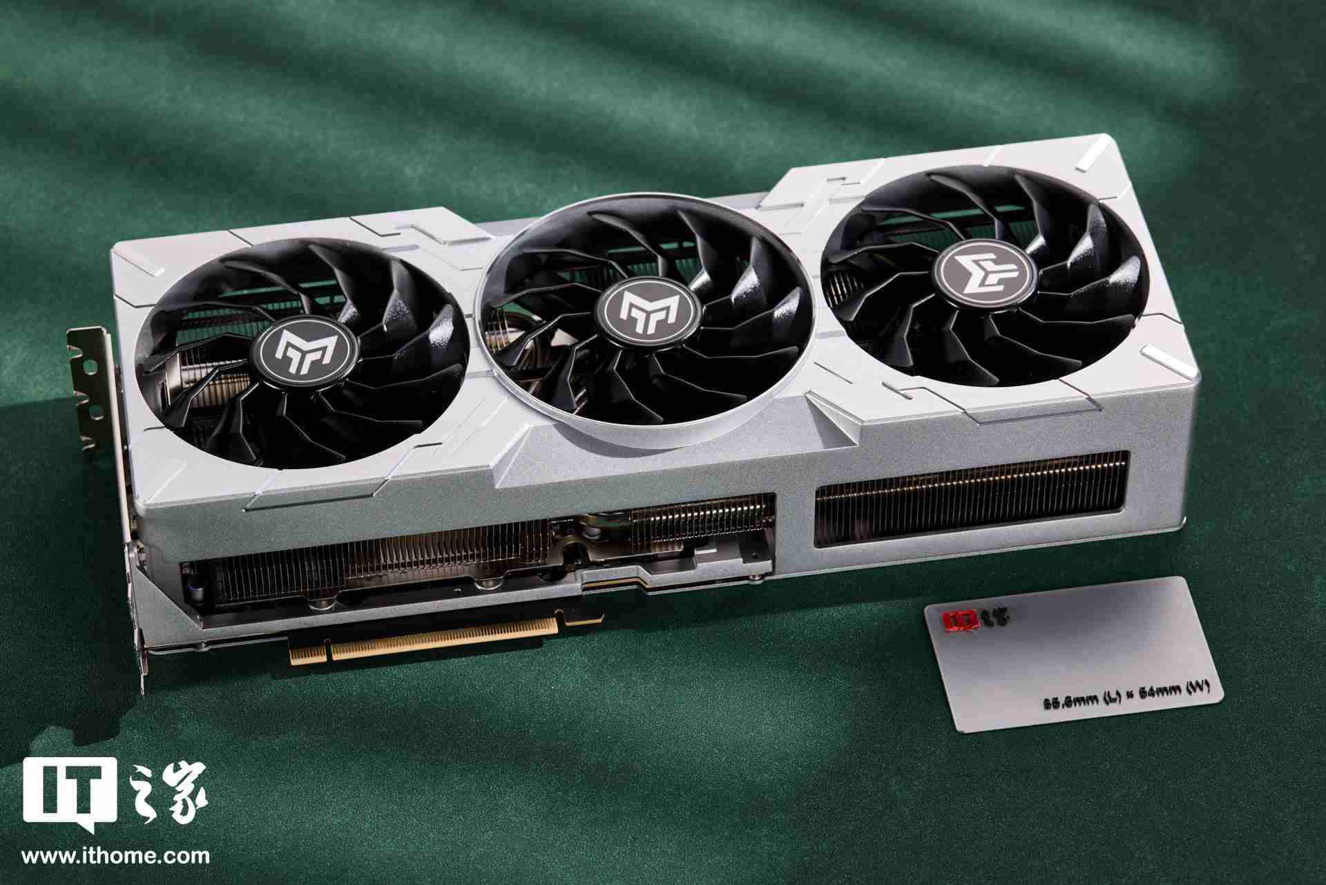 影驰 GEFORCE RTX 4070Ti SUPER 金属大师 Plus OC 图赏,硬派金属风,旗舰同款散热