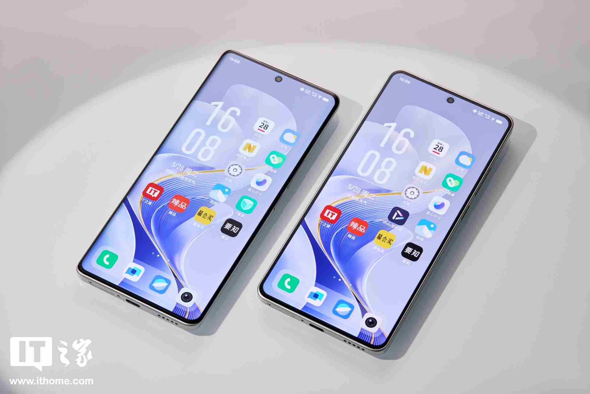 vivo S20 系列手机官网开启预约:竖直排列镜头模组设计、有望配备环形闪光灯