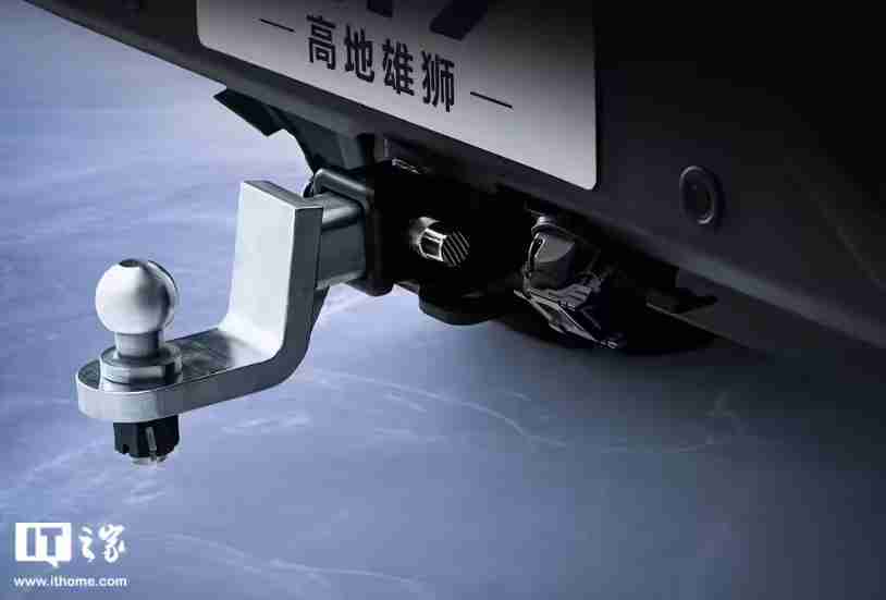 东风猛士 917“高地雄狮”上市:指导价 69.9 万元,“官改”硬派越野