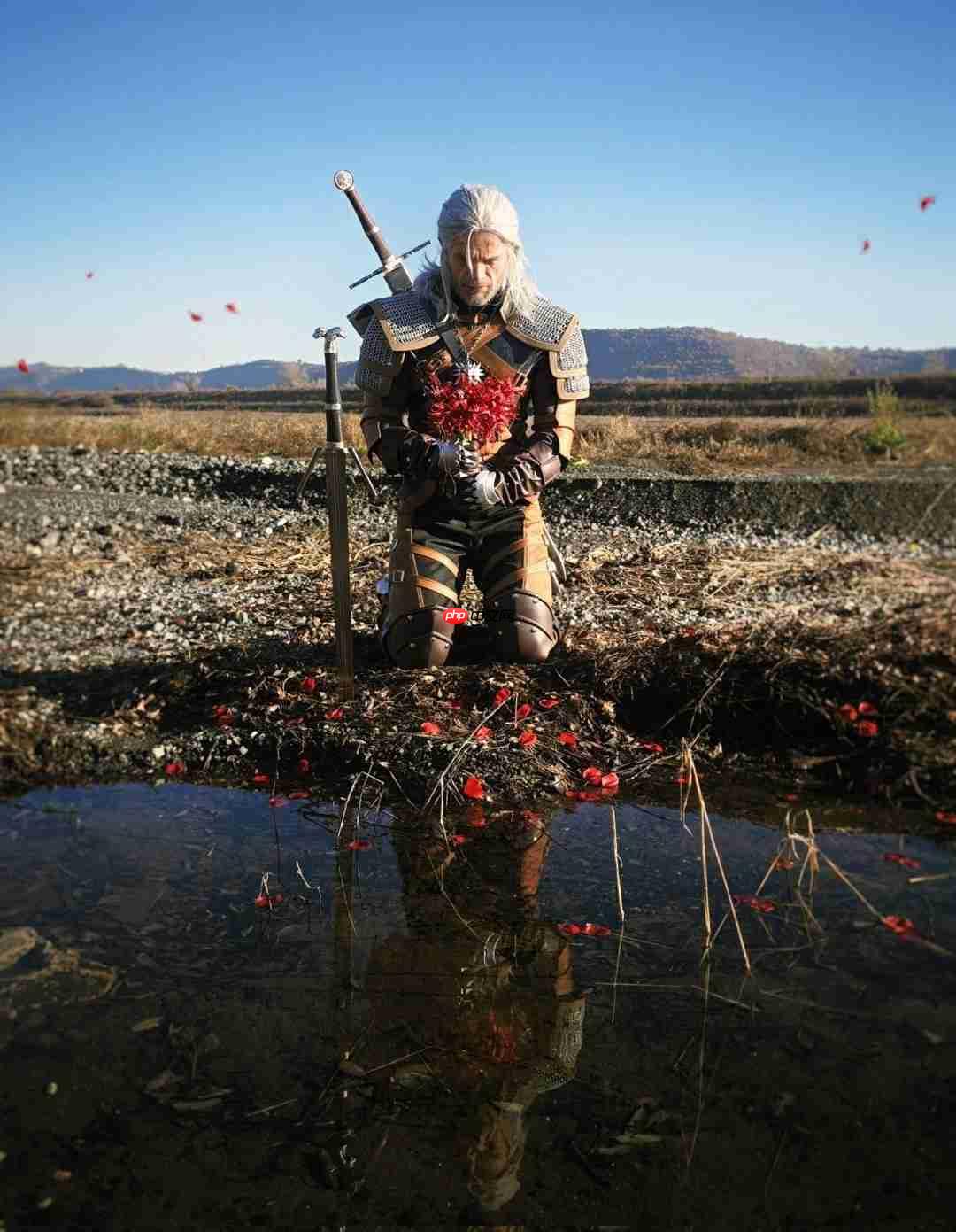 皮衣配圣诞帽!意大利Coser演绎《鬼泣5》圣诞但丁