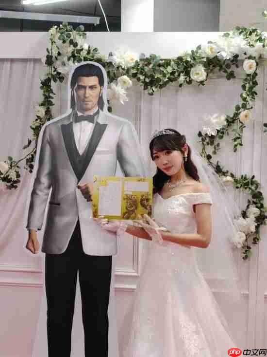 桐生一马“结婚了”?《如龙》女粉晒模拟婚礼照