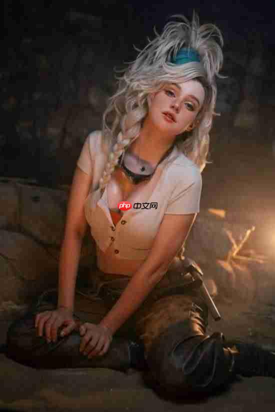 《怪猎荒野》铁匠超还原COS：看完才发现不是原画！