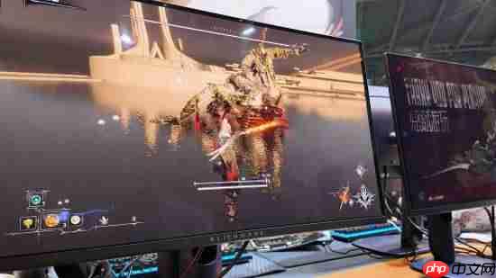 国产《无限机兵》试玩:新Boss雷电女剑士骑四臂异形