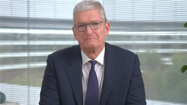 美国移民局明尼阿波利斯枪击案惹怒苹果粉丝！库克终于回应：感到心碎