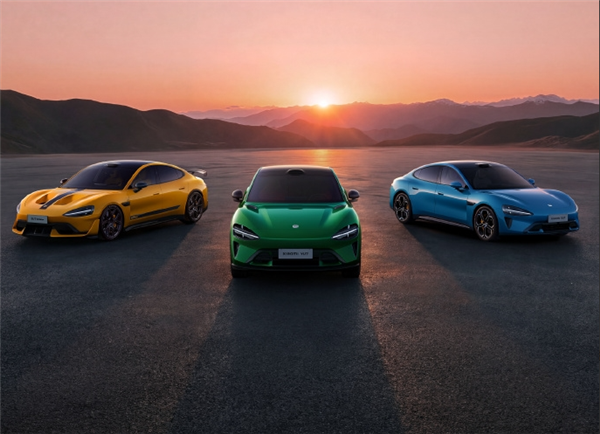 雷军放大招!小米一大波新车来了:六款重磅新品曝光 2026年冲击55万辆