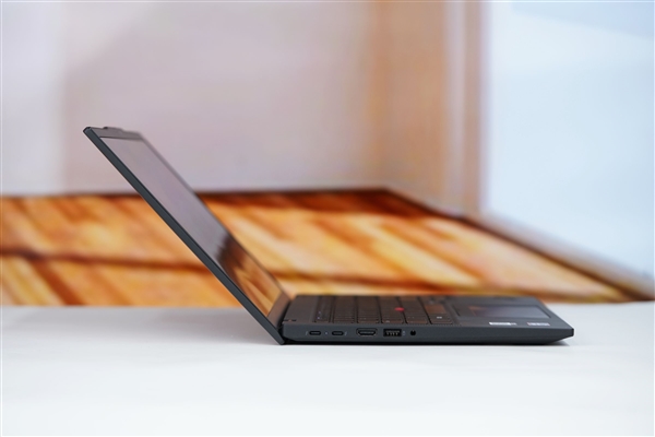 锐龙7 PRO 350加持!联想ThinkPad T14 Gen6图赏