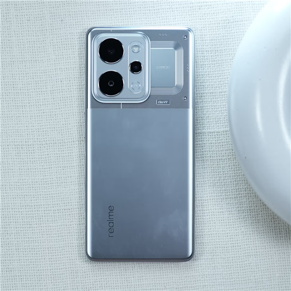 全球首款千元档万级电池手机来了!真我P4 Power发布:1960元起