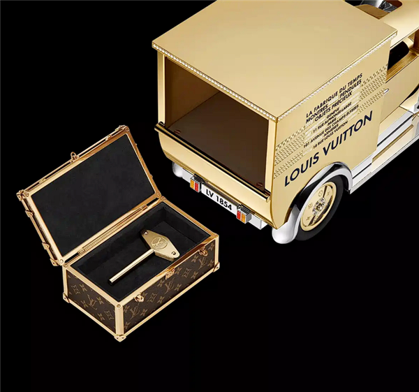 LV造了“一辆车” 售价533万贵过劳斯莱斯闪灵