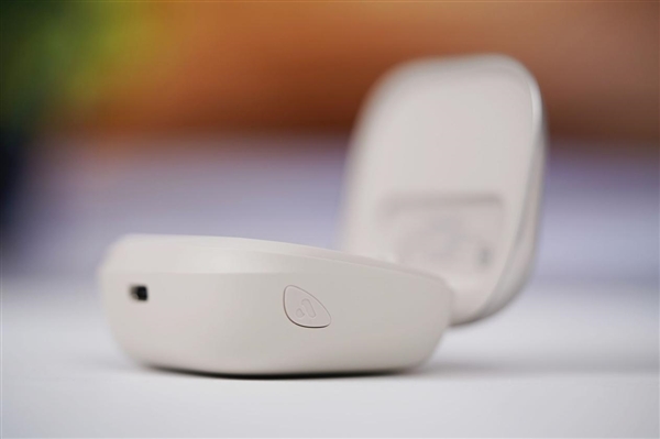 耳机盒居然带屏幕!999元当贝Air 1图赏