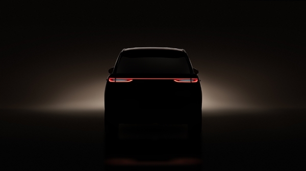 新势力慌不慌 长城魏牌V9X实车亮相:剑指主流大六座SUV