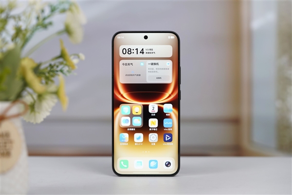 451万分最强旗舰手机!iQOO 15 Ultra图赏