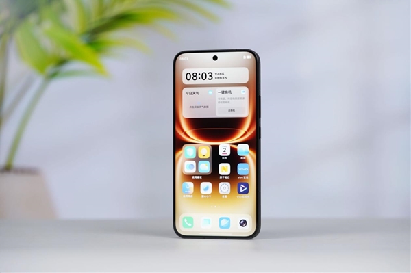 451万分最强旗舰手机!iQOO 15 Ultra图赏